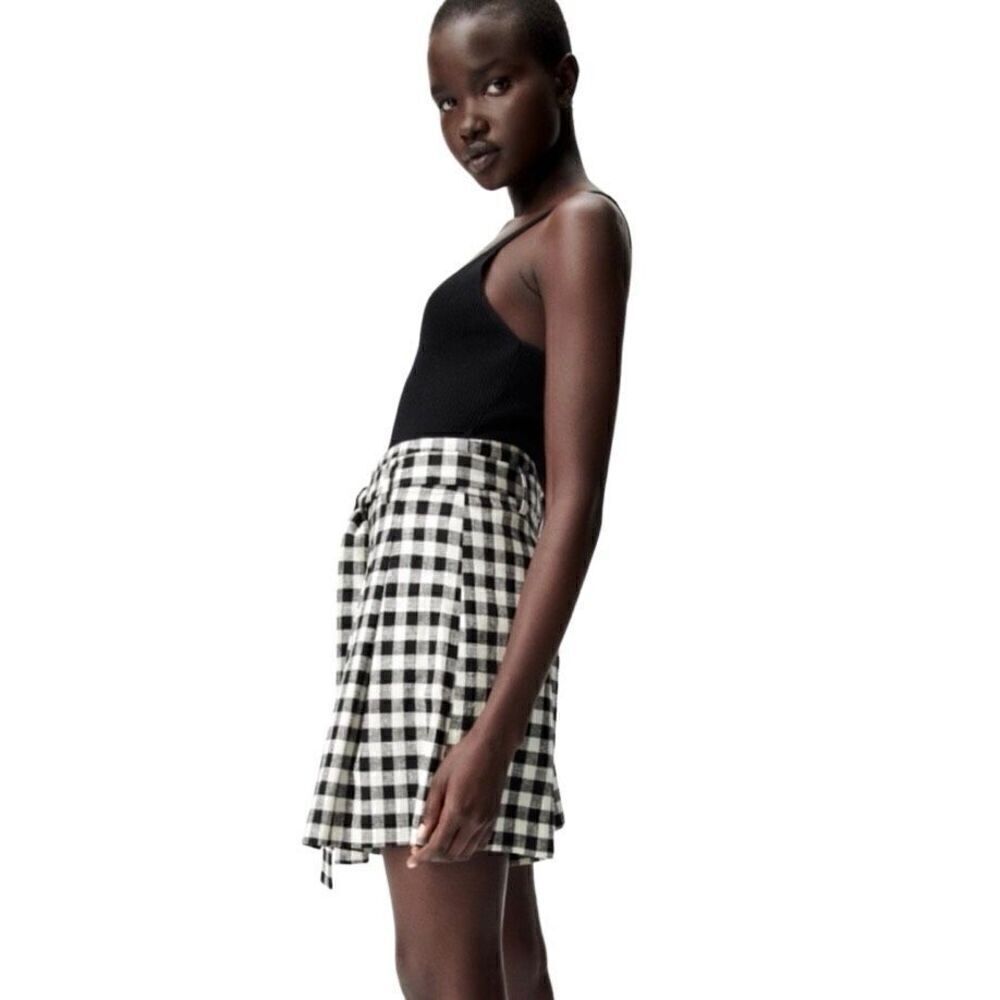 Zara Black & White Check Linen Blend‎ Paper Bag Tie Waist Shorts Medium NWT - Picture 9 of 10